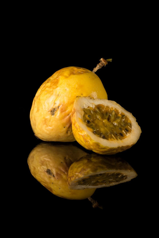 Passiflora Edulis Flavicarpa – Yellow Passionfruit Vine Seeds
